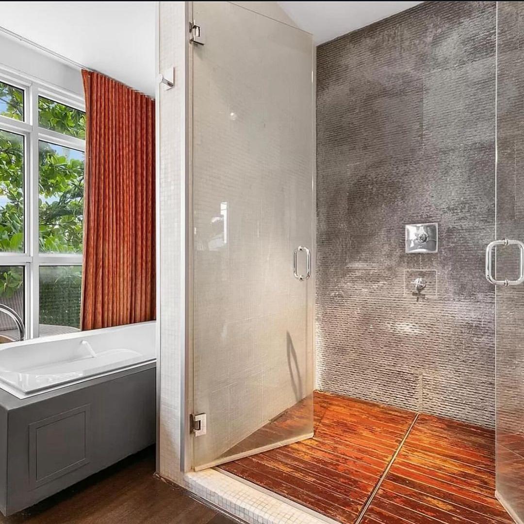 4 Bed Rooms Aparment at Austin