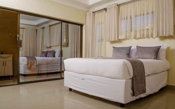 4 Bed Rooms Aparment Chattanooga